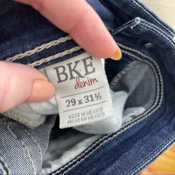 BKE Denim Buckle Dakota Boot Cut Jeans 29 X 31 1/2 - Picture 5 of 7